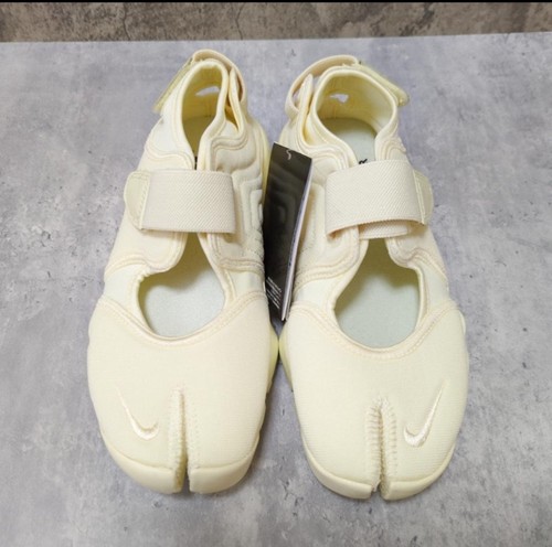 Nuove scarpe ginnastica - scarpe, da